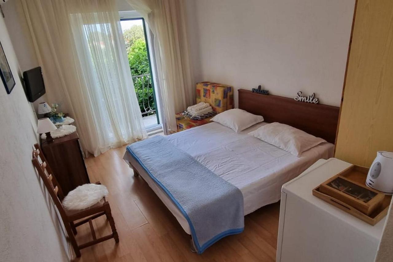 Apartments And Rooms With Parking Space Supetar, Brac - 5658 エクステリア 写真