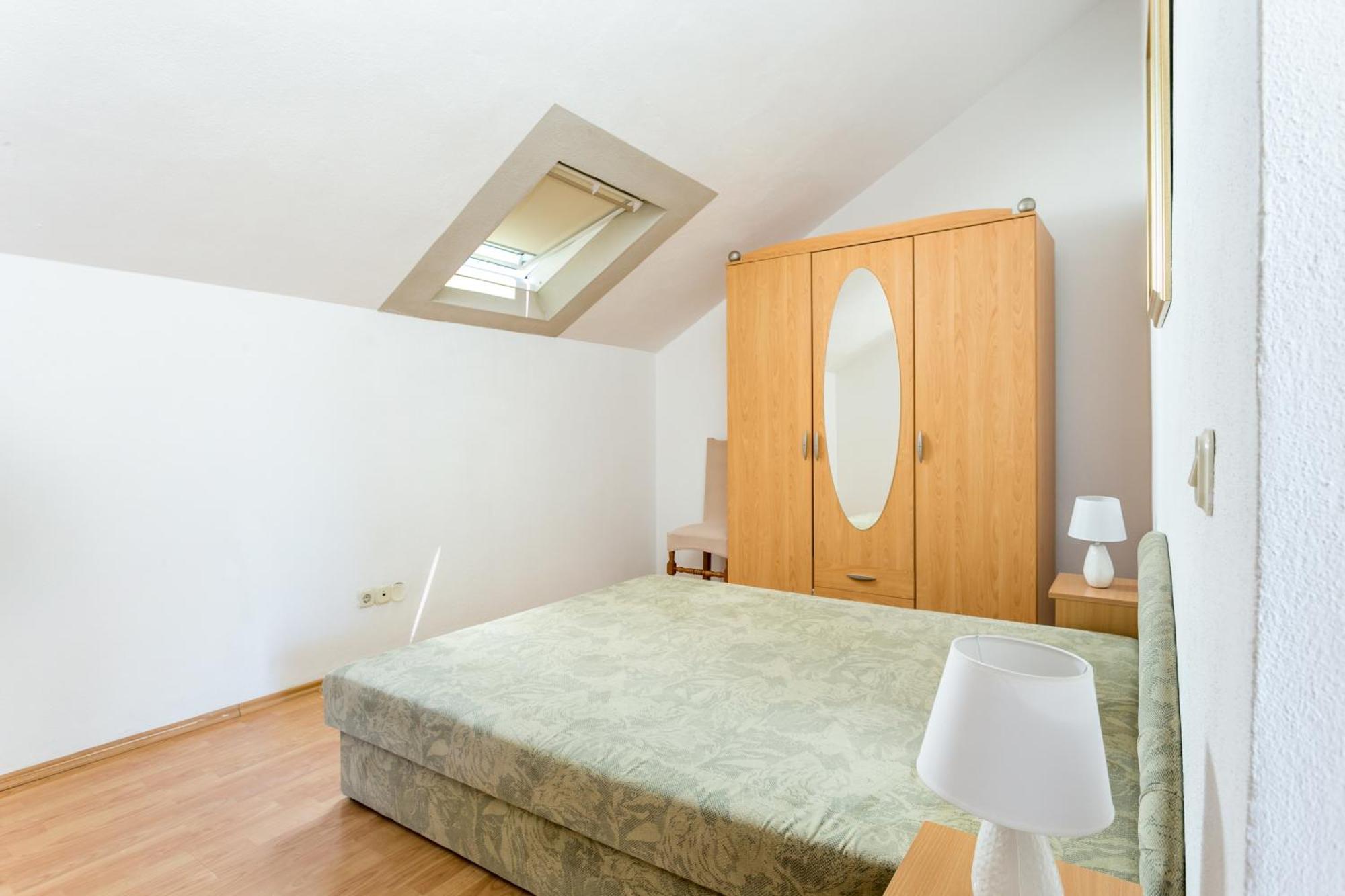 Apartments And Rooms With Parking Space Supetar, Brac - 5658 エクステリア 写真